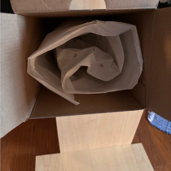 Jordan Black and White Logo Slides - Picture 5 of 5